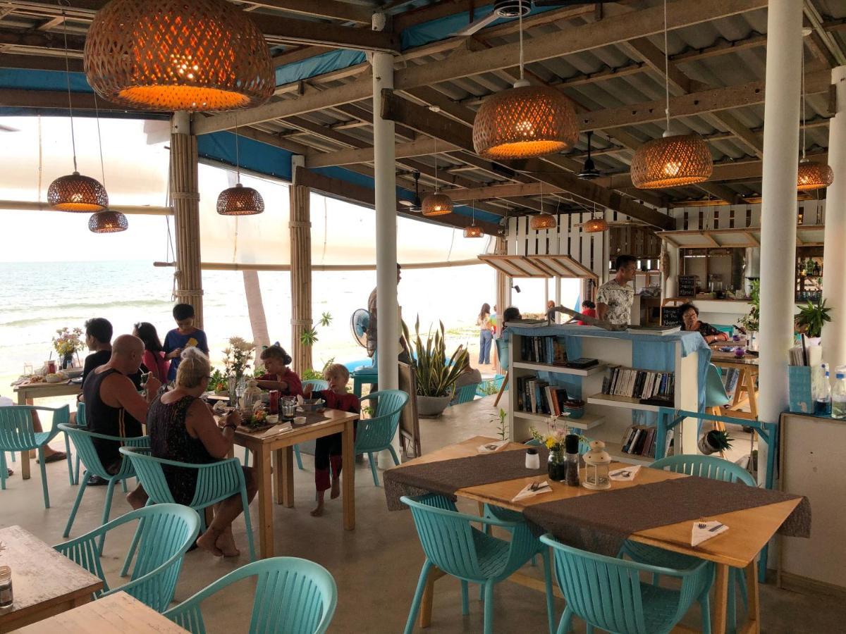 Отель Le Petit Saint Tropez Ханом Экстерьер фото